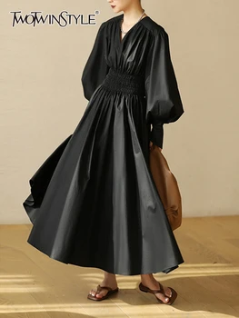 TWOTWINSTYLE Элегантные платья для женщин с V-образным вырезом, рукавом-фонариком, высокой талией, складками, Летнее платье, женская модная одежда 2023