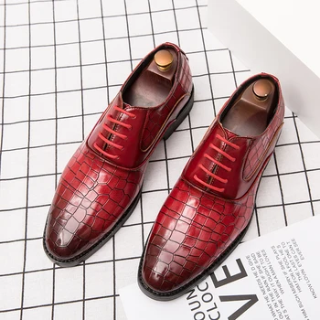 Весенняя Итальянская брендовая красная кожаная обувь для мужчин, модельные туфли в деловом стиле, мужские кожаные туфли, лакированные мужские лоферы, обувь Большого размера: 38-48